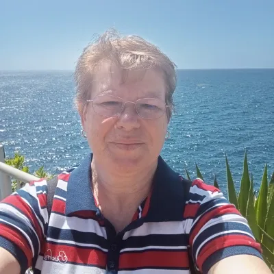 Zsuzsa62 profilképe