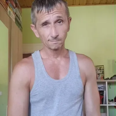 Almodozo profilképe