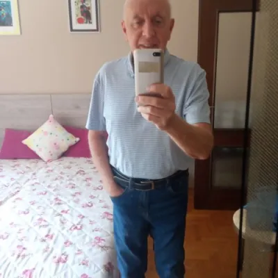 ohmkar profilképe