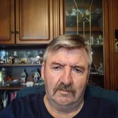 csela profilképe