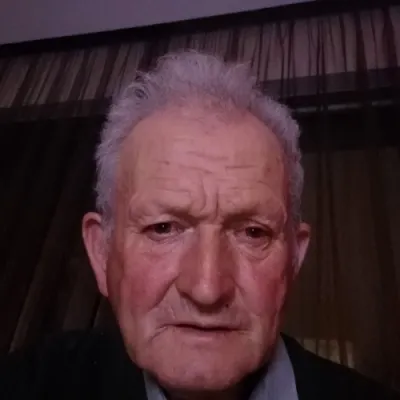 HKaresz profilképe