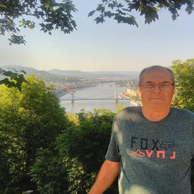 Józsi9999 profilképe