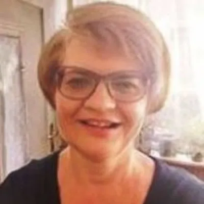 Júlia1964 profilképe