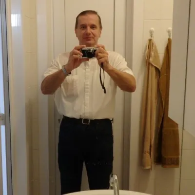 Vitéz profilképe