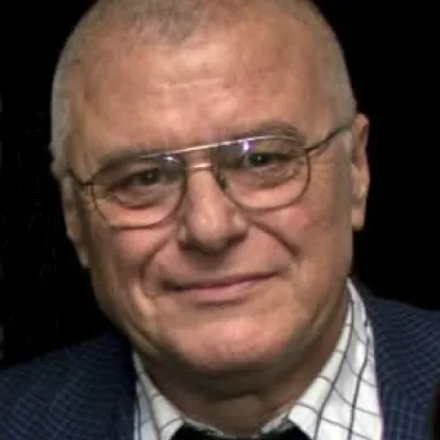 Leslie profilképe