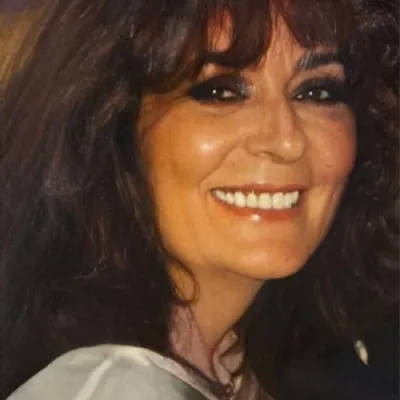 Veronika327 profilképe