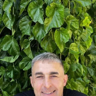 csaba profilképe